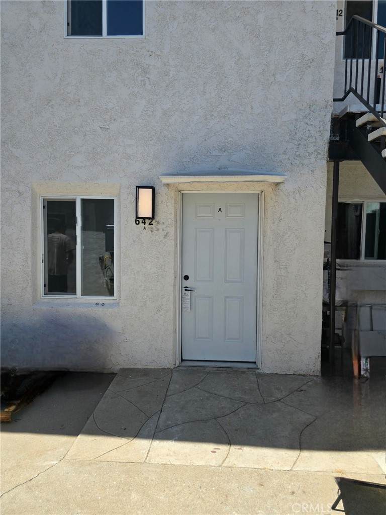642 Glenoaks Boulevard - Photo 1