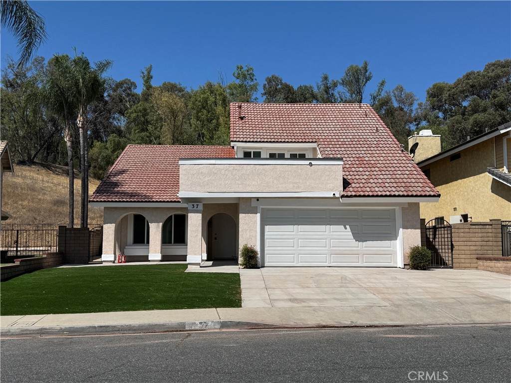 37 Rainbow Ridge Road - Photo 1