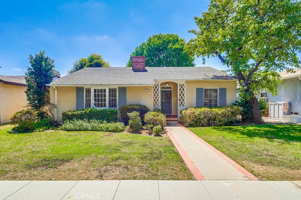 3835 Gundry Avenue - Photo 1
