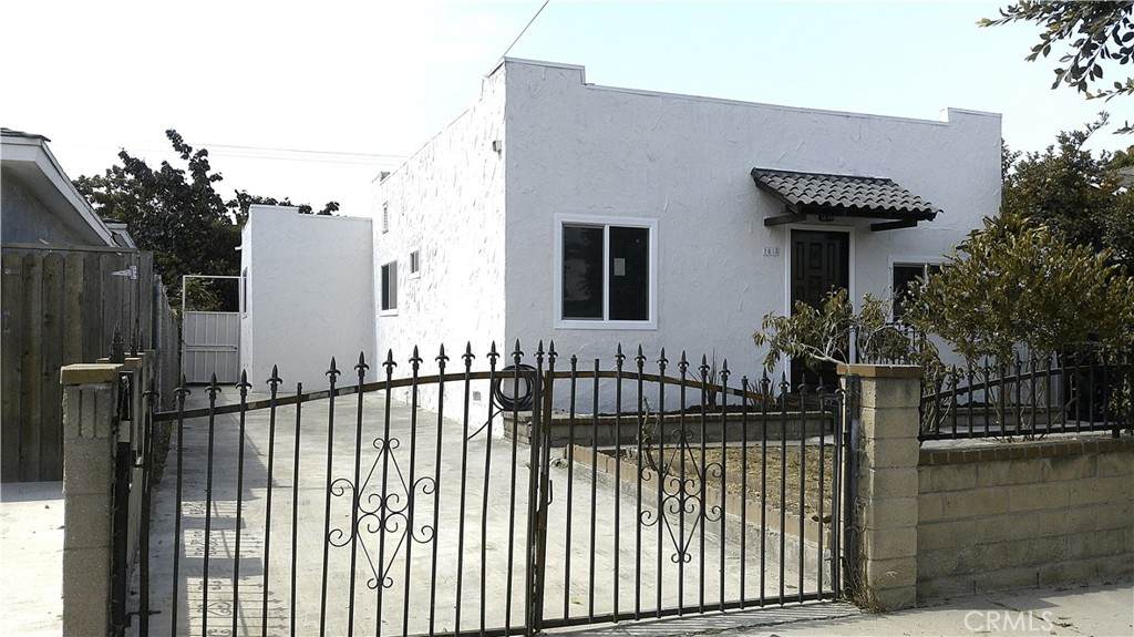 1618 Sandison Street - Photo 1