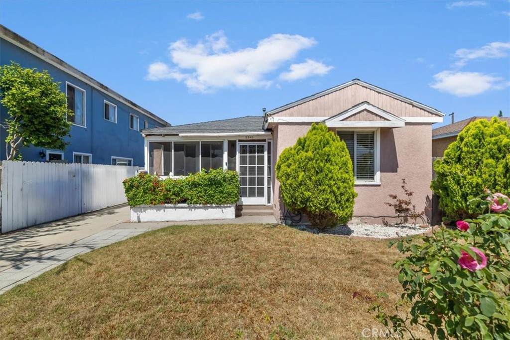 5943 Gardenia Avenue - Photo 1