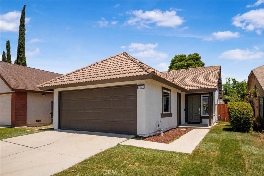 7077 Iris Place - Photo 1