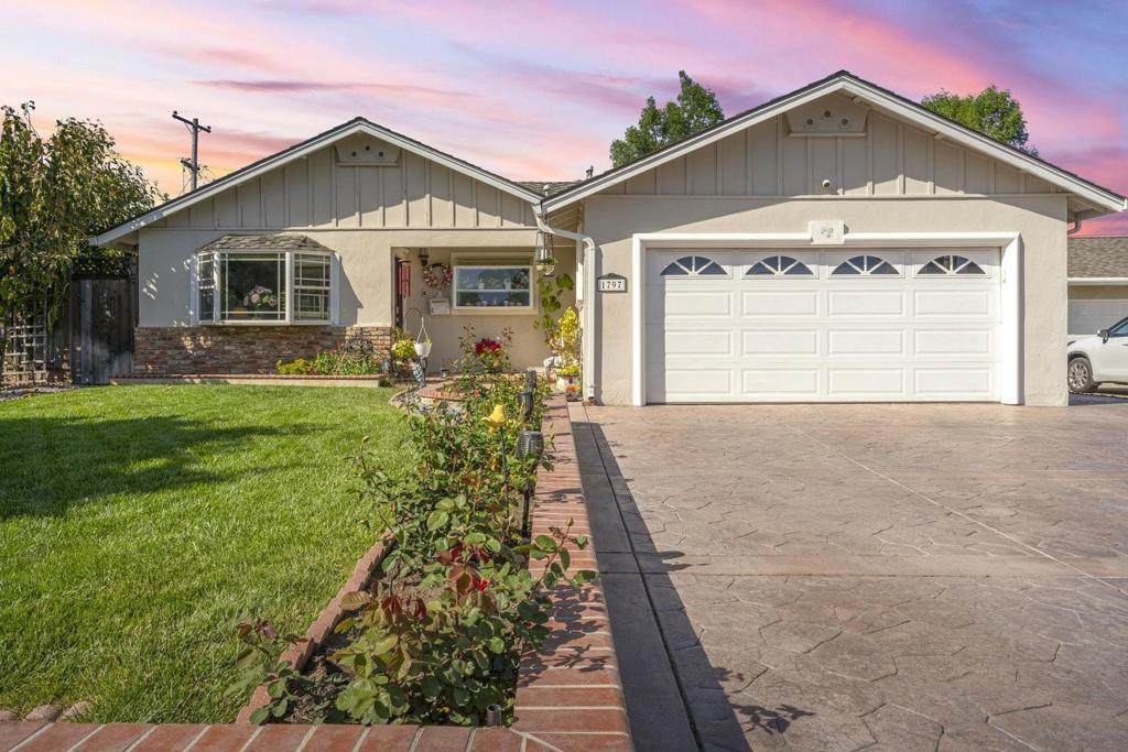 1797 Campbell Avenue - Photo 1