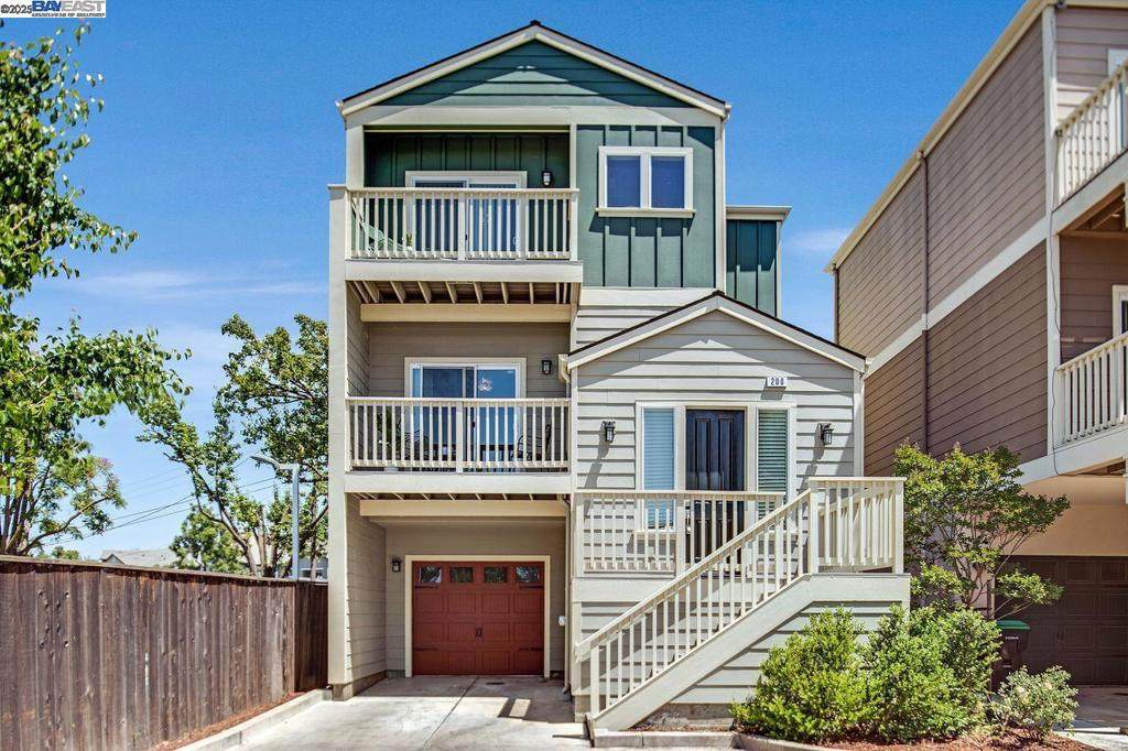 200 Valletta Ln - Photo 1