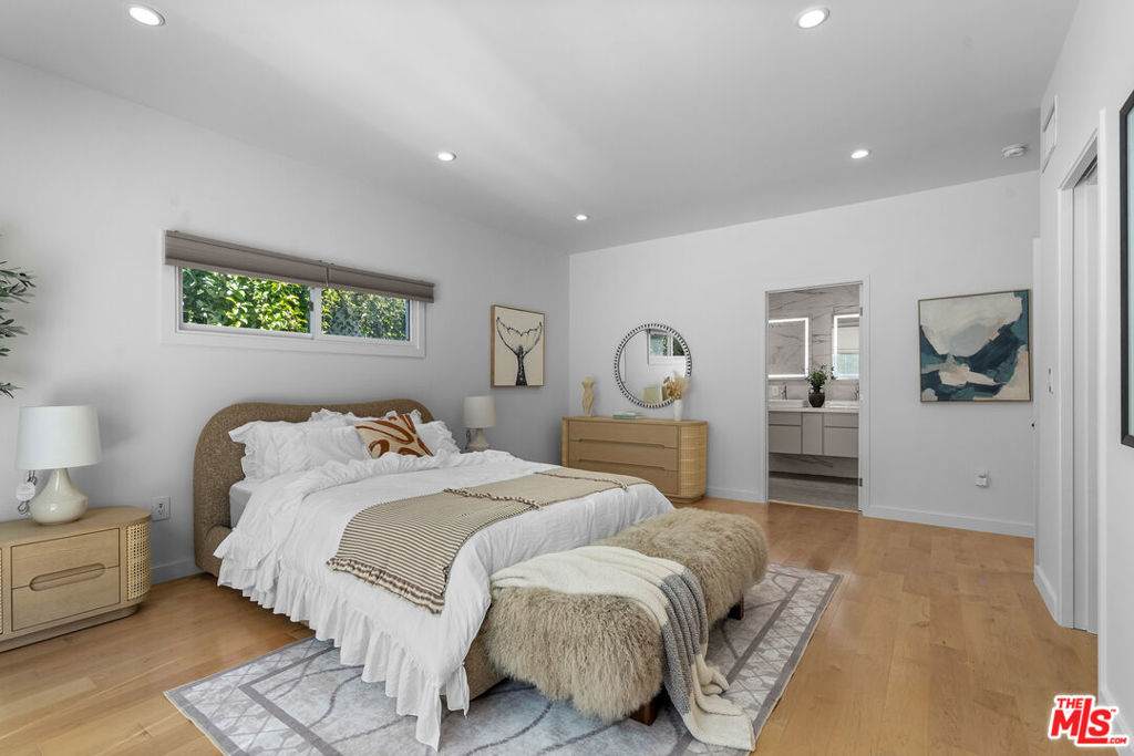 321 Linden Drive - Photo 1