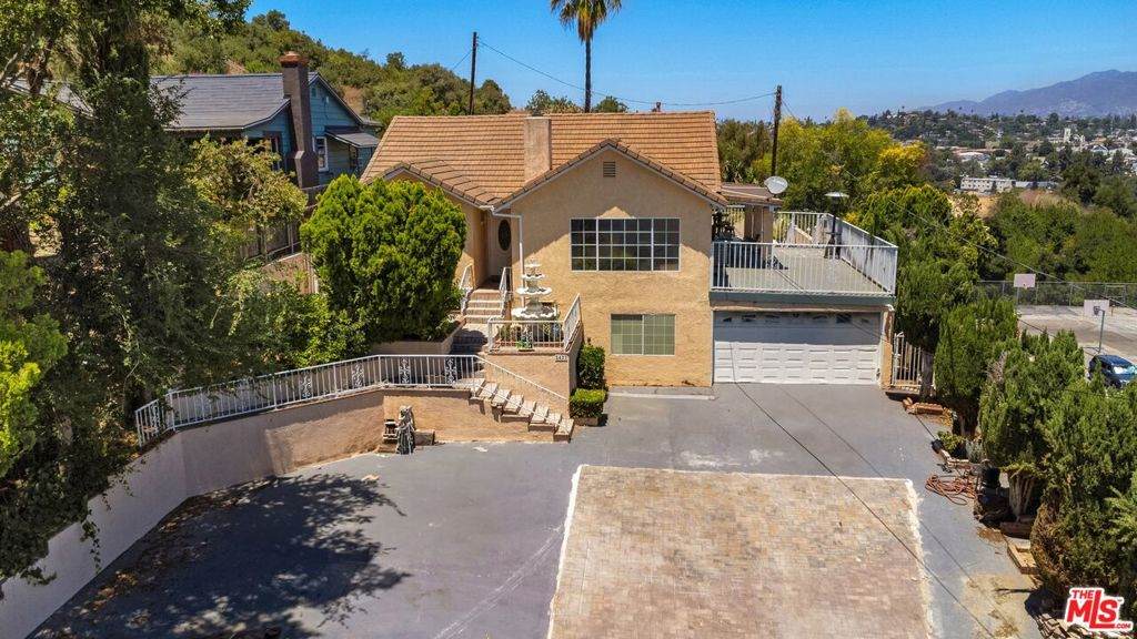 5427 Bushnell Way - Photo 1