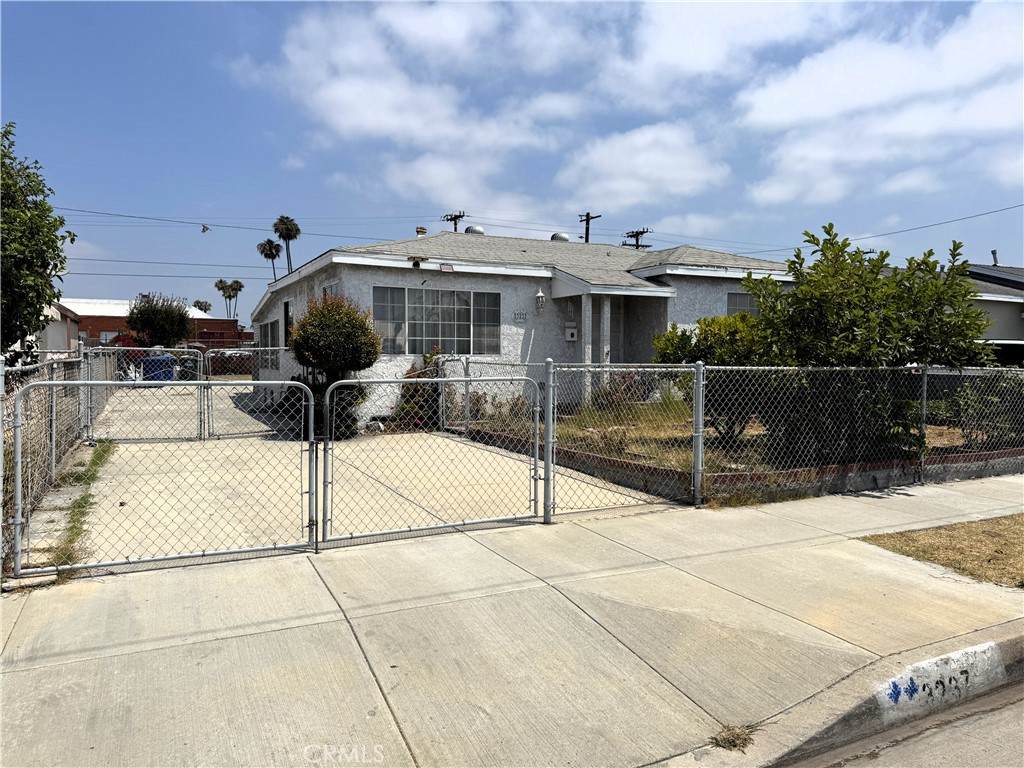 3237 132nd Street - Photo 1