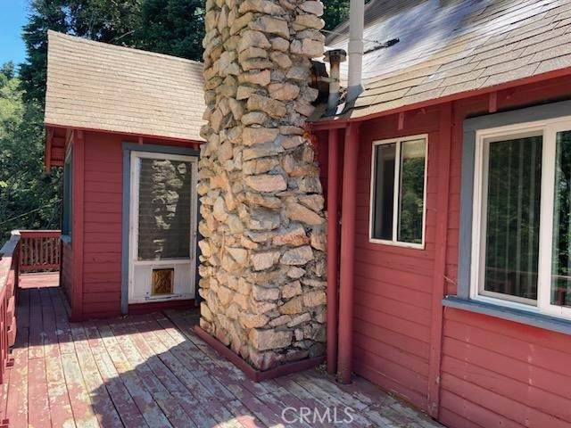 544 Community Drive - Photo 1