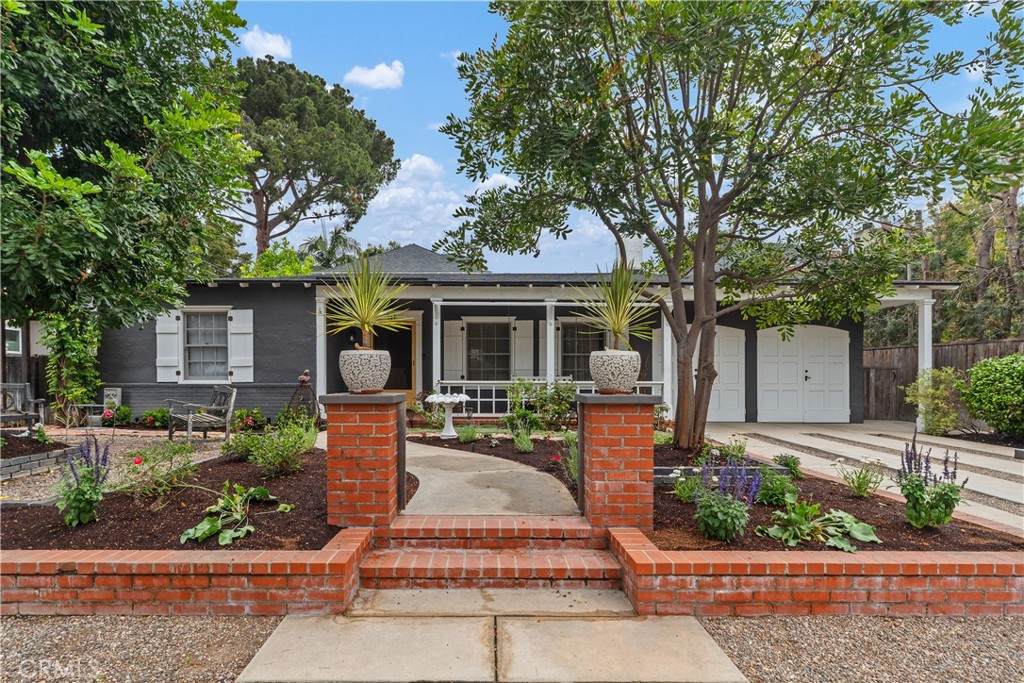 411 Edgewood Road - Photo 1