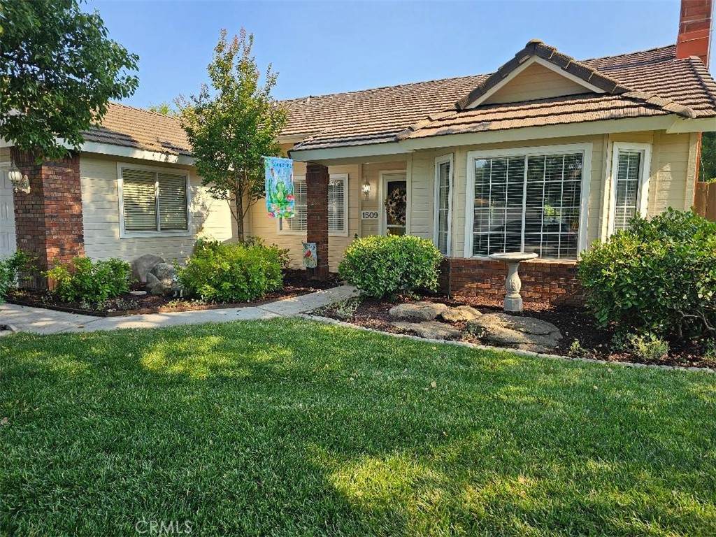 1509 Princeton Avenue - Photo 1