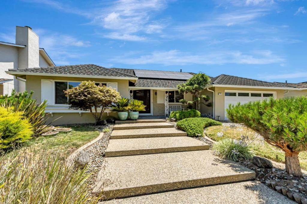 6702 Heathfield Drive - Photo 1