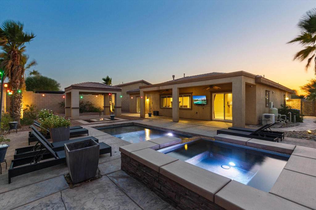 73861 Da Vinci Court - Photo 1