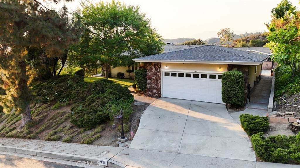 2651 Sleepy Hollow Place - Photo 1