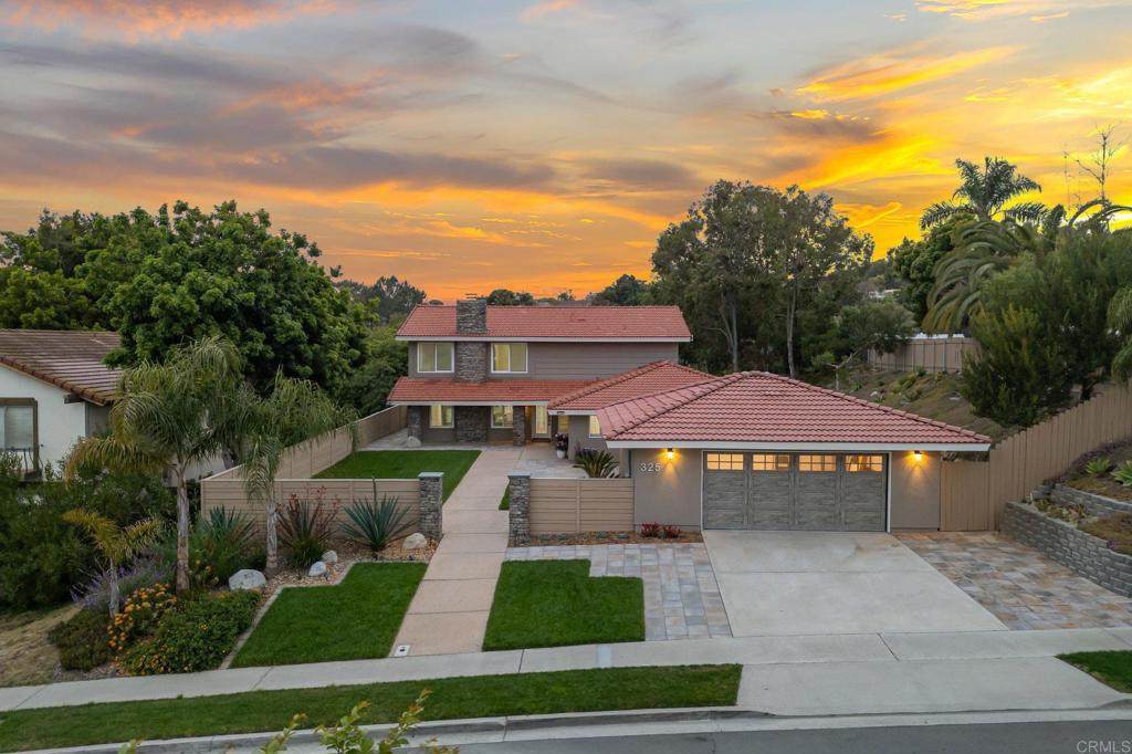 325 Santa Helena Drive - Photo 1