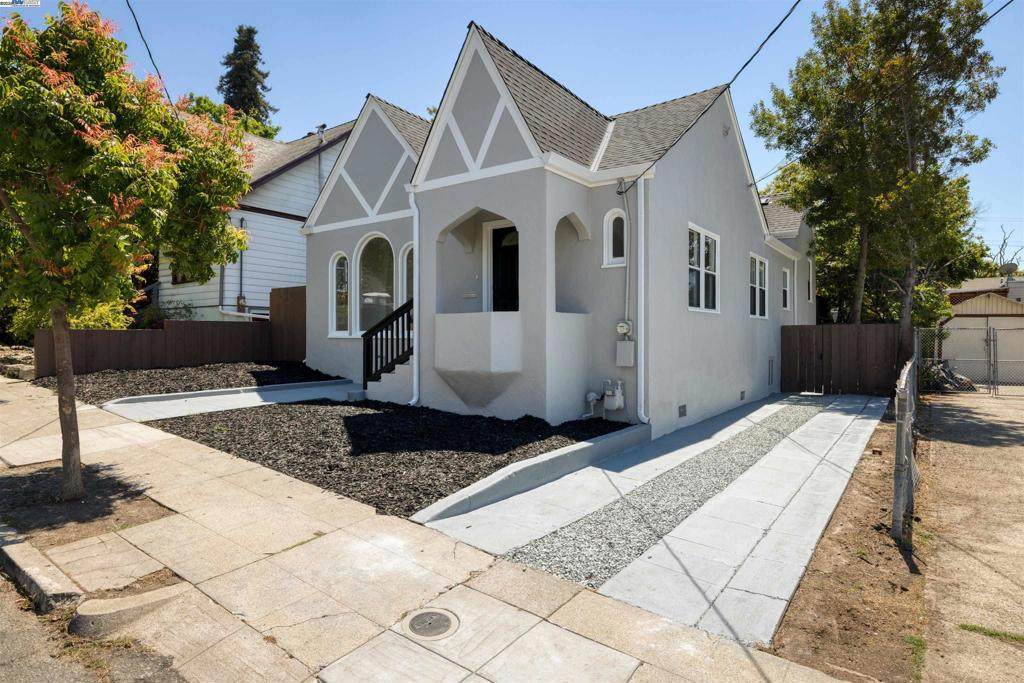 2440 Monticello Ave - Photo 1