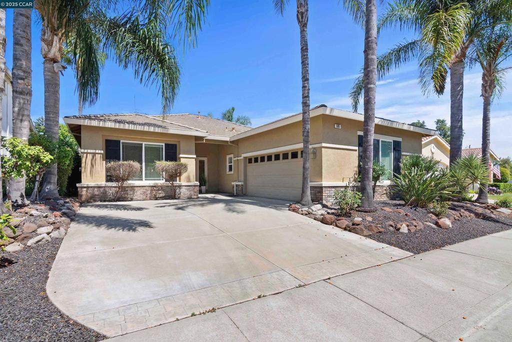 595 Pomona Dr - Photo 1