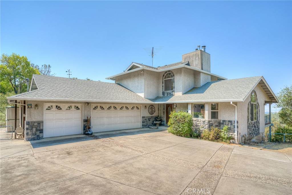 5 Hill Drive - Photo 1