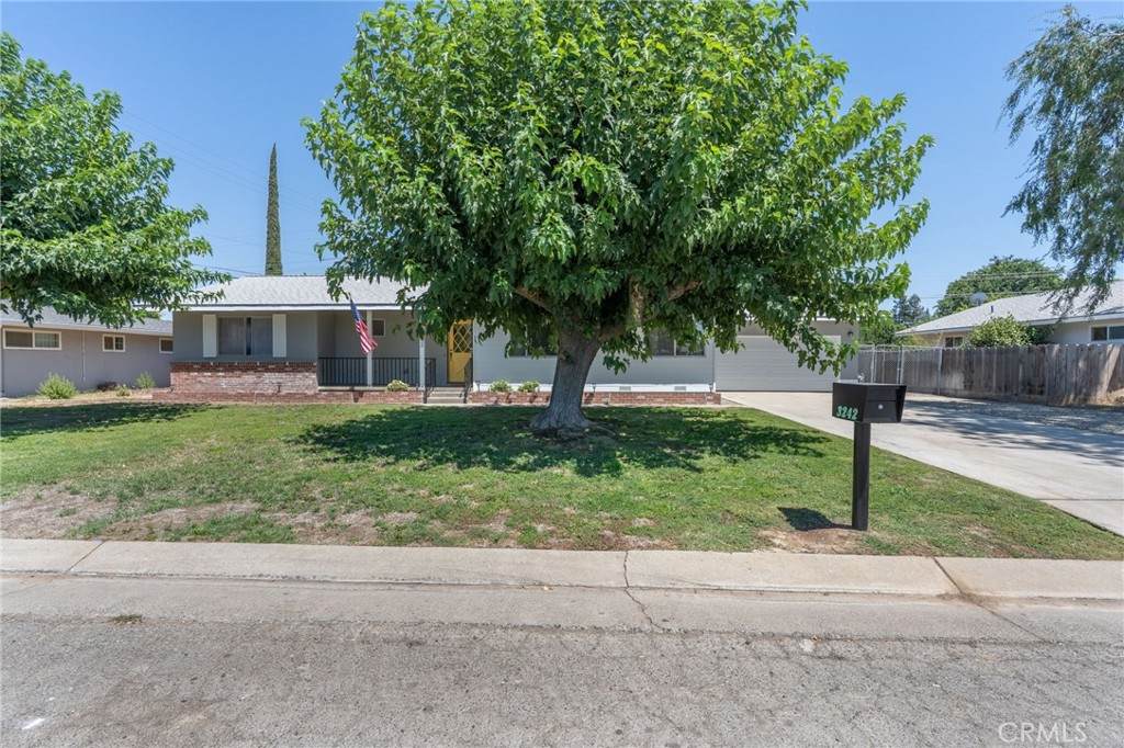 3242 Laura Avenue - Photo 1