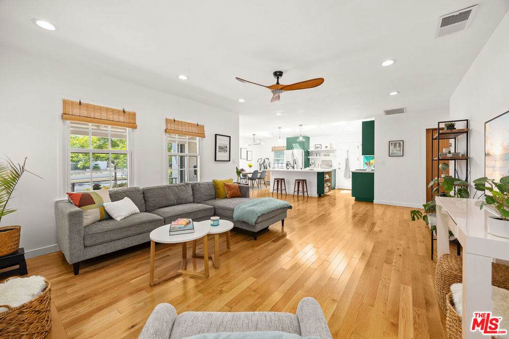 1600 Pepper Street - Photo 1