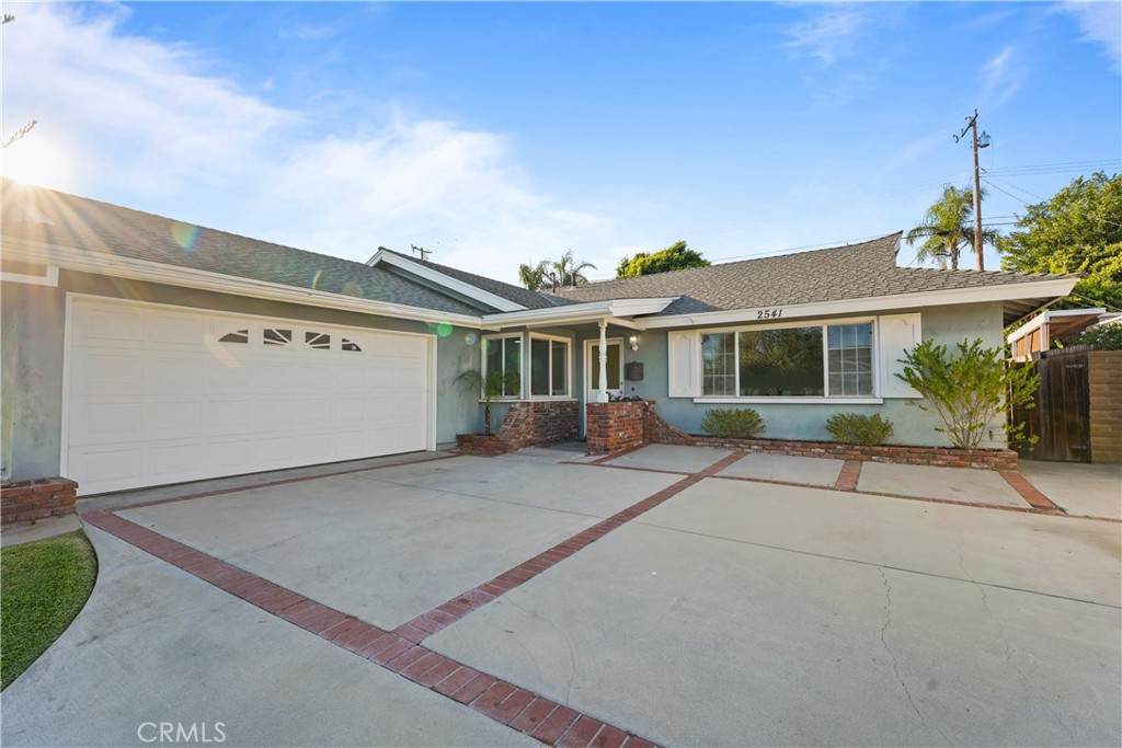 2541 Cobblestone Road - Photo 1