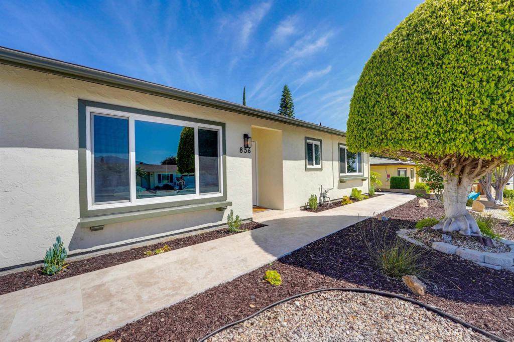 856 La Tierra Dr - Photo 1