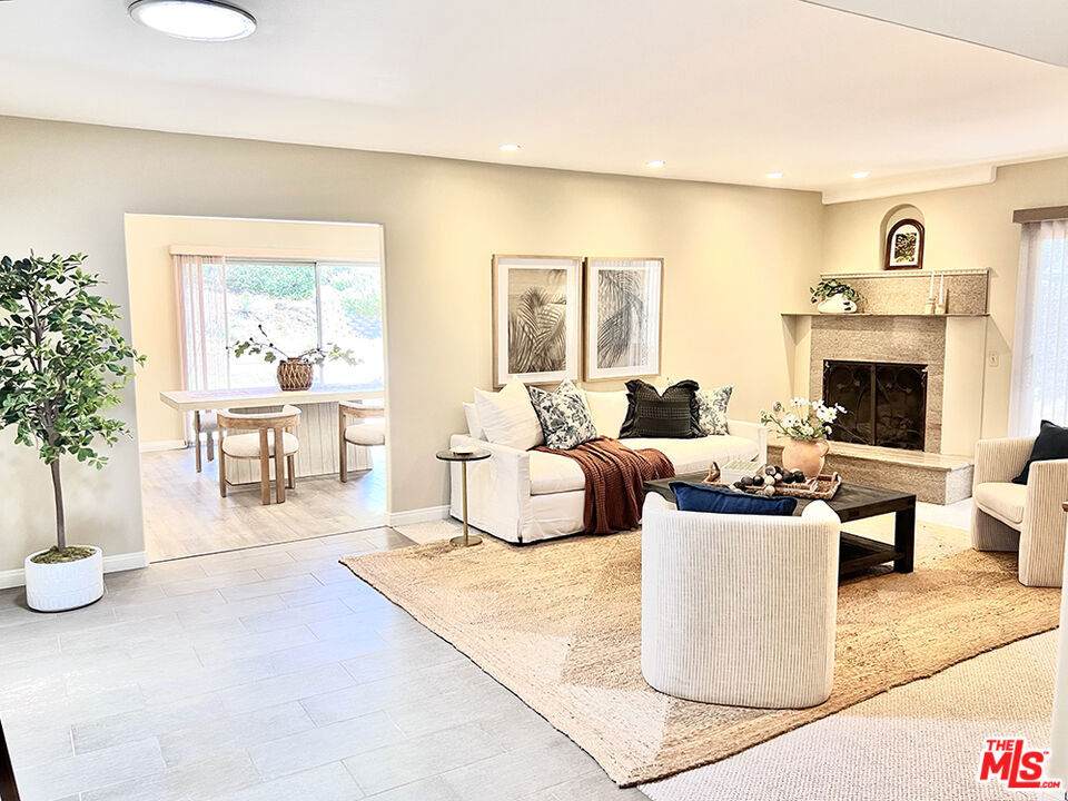 1223 Cynthia Court - Photo 1