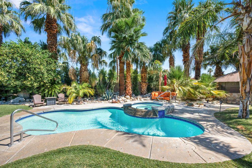 70142 Mirage Cove Drive - Photo 1