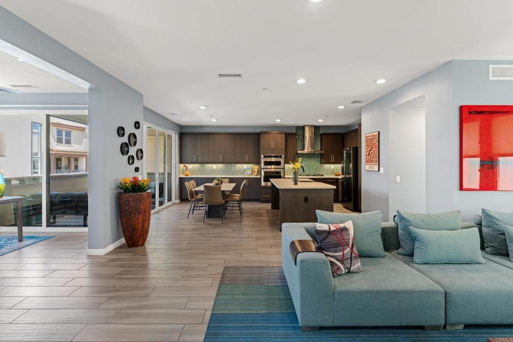 8355 Summit Way - Photo 1