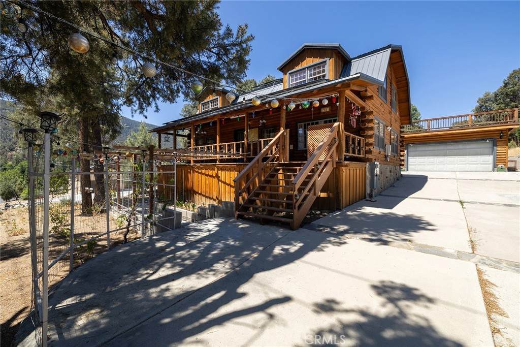 2801 Arctic Drive - Photo 1