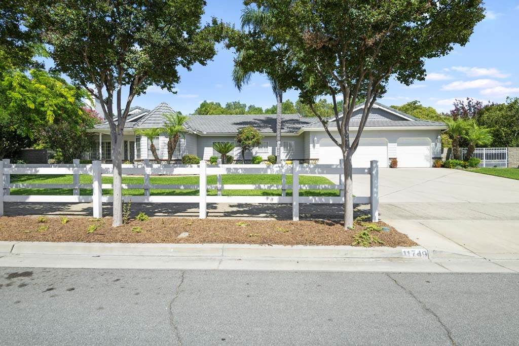 11749 Concord Court - Photo 1