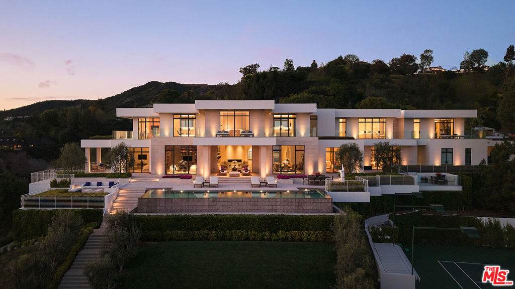 9966 Beverly Grove Drive - Photo 1