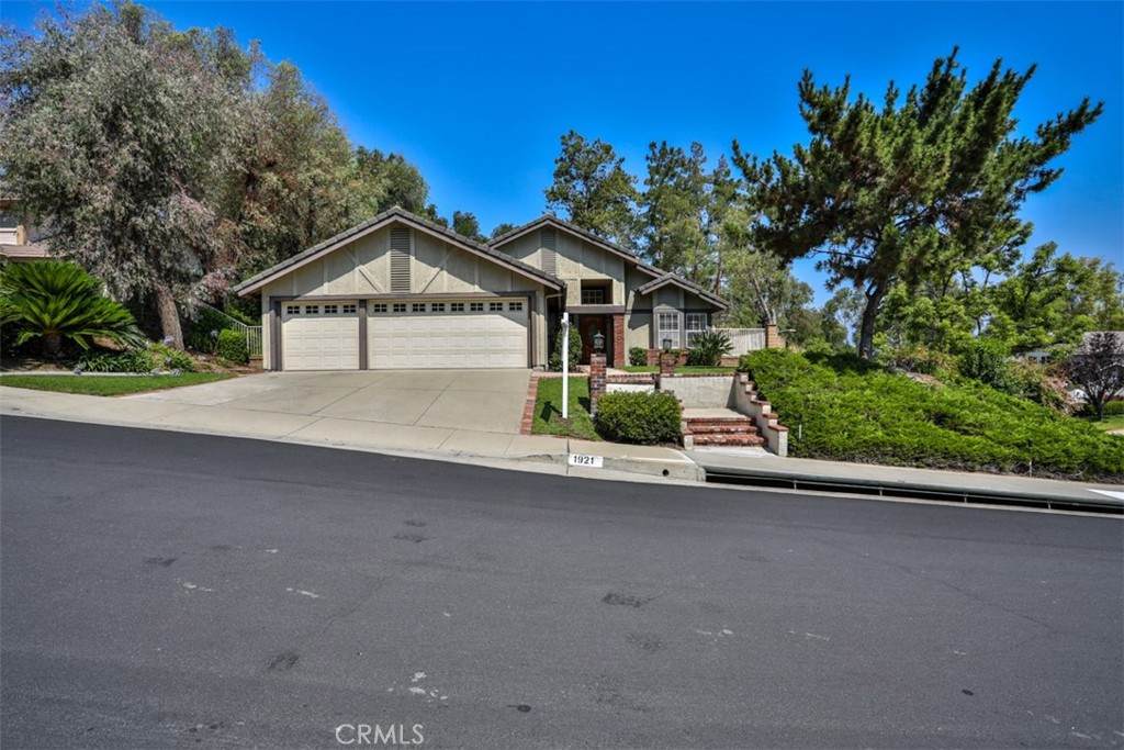 1921 Avenida Monte Vista - Photo 1