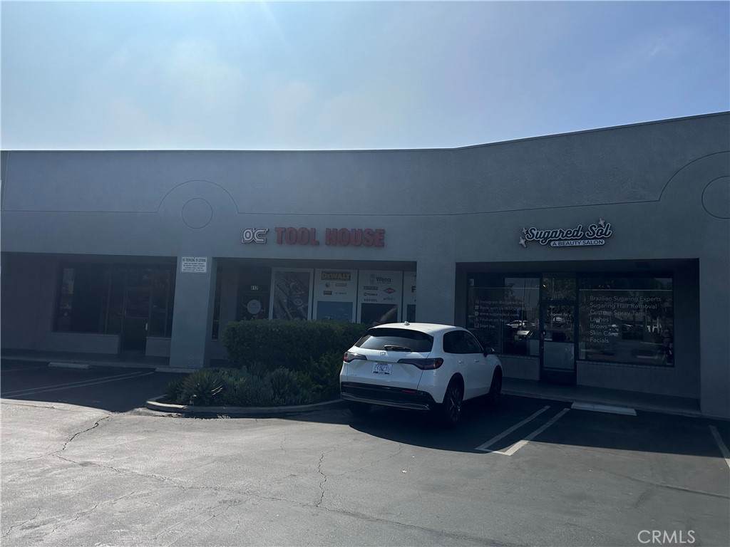 612 Brea Boulevard - Photo 1