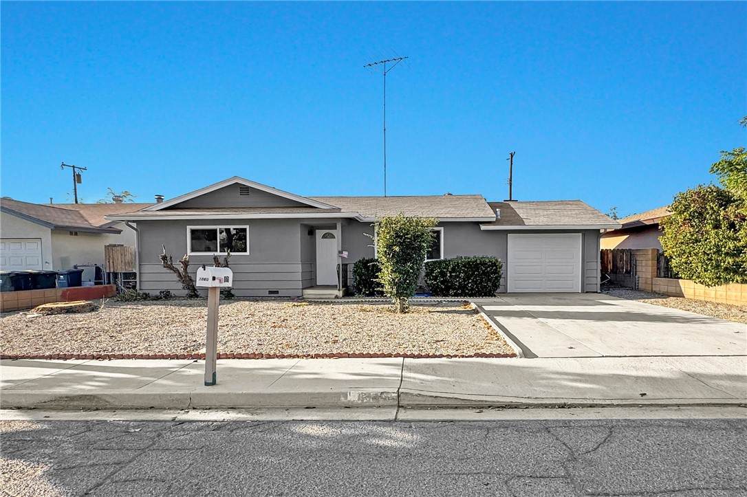 1060 Shellie Lane - Photo 1