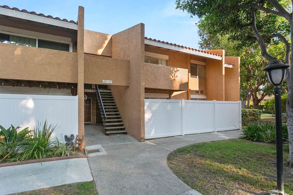 1001 Macarthur Boulevard - Photo 1