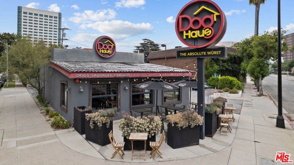 3817 Olive Avenue - Photo 1