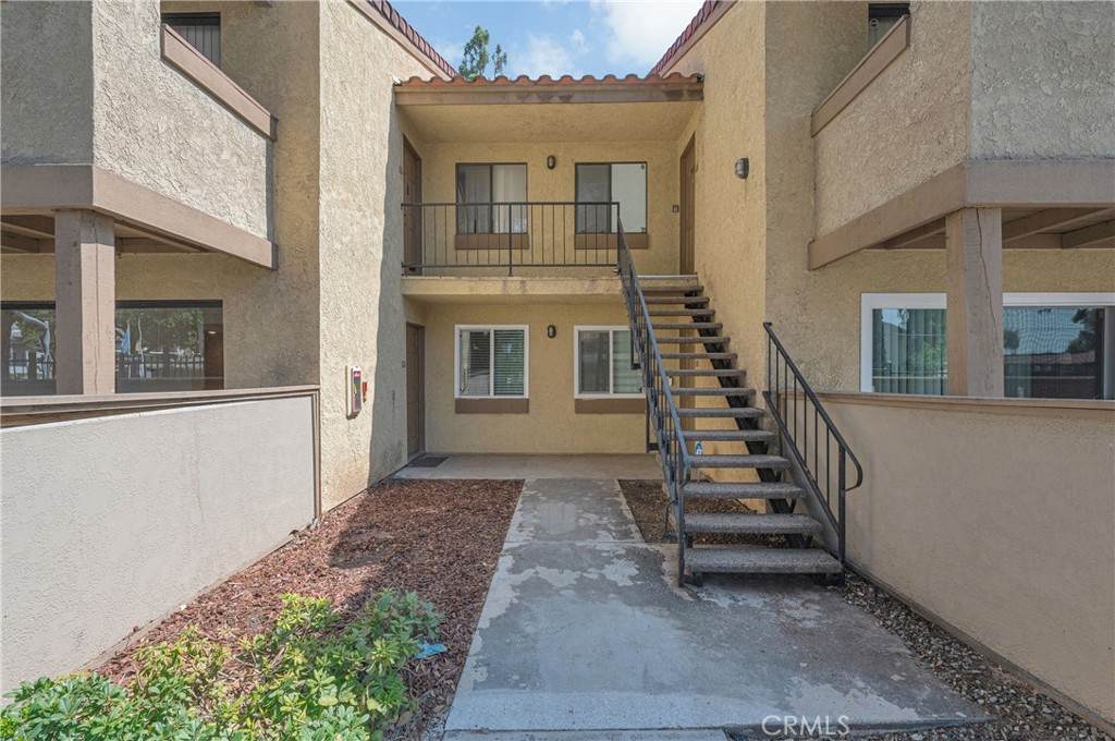 1110 Blaine Street - Photo 1