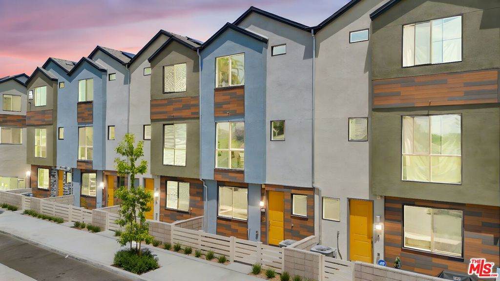 5868 Linden Ave - Photo 1