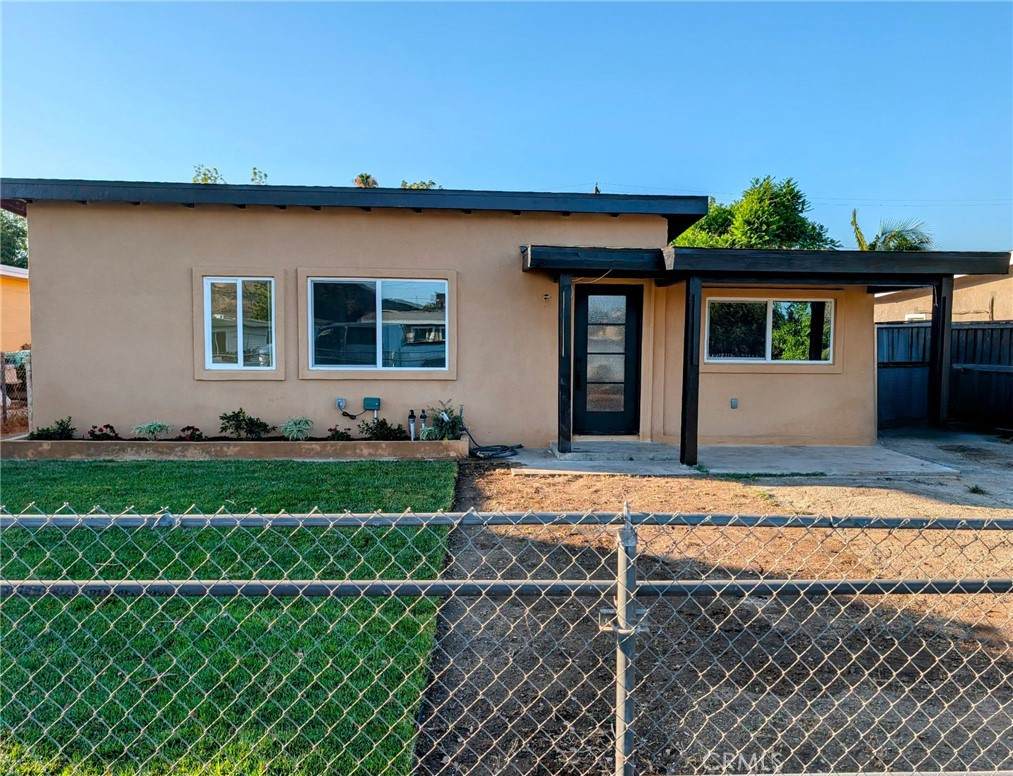 18612 13th Street - Photo 1