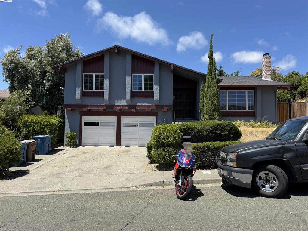 419 Turner - Photo 1