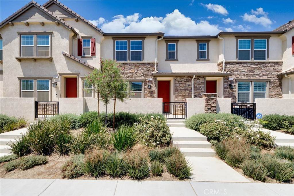 3979 Huntington Street - Photo 1