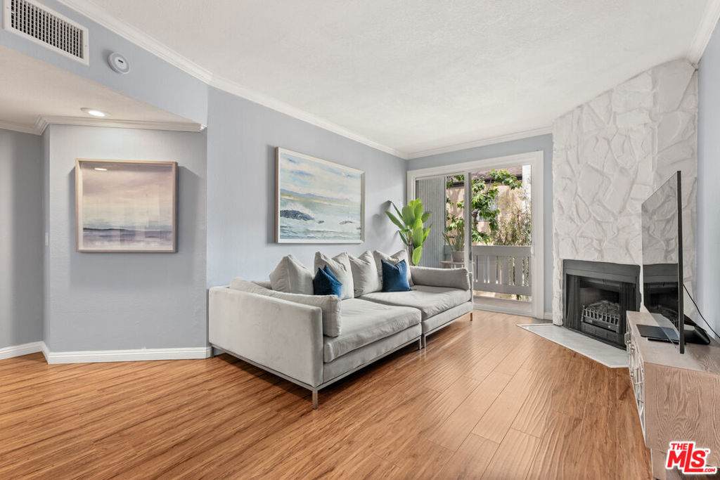 8160 Manitoba Street - Photo 1