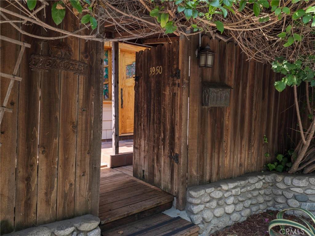 https://bt-photos.global.ssl.fastly.net/socal/orig_boomver_1_374876017-2.jpg