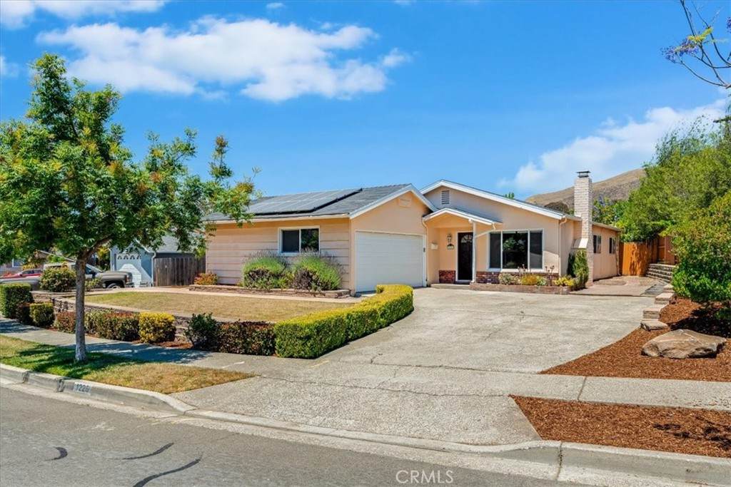 1226 Briarwood Drive - Photo 1