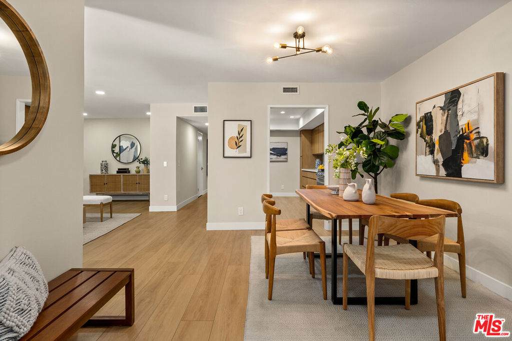 4542 Willis Avenue - Photo 1
