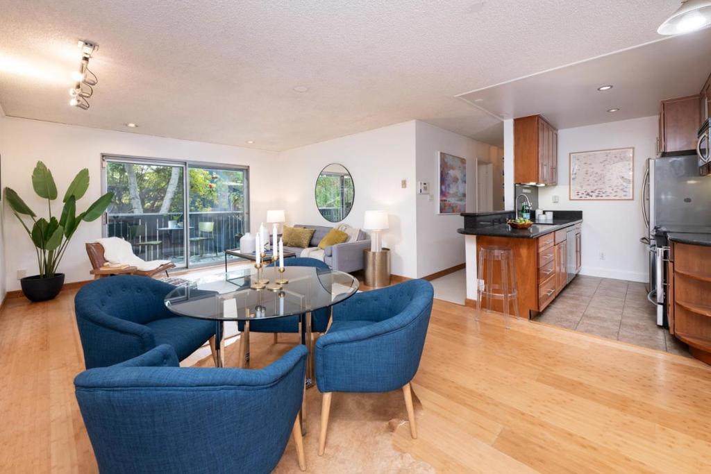 125 Piccadilly Place - Photo 1