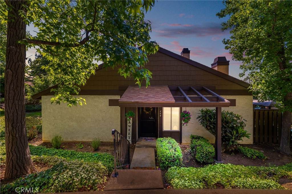 444 Heatherglen Lane - Photo 1