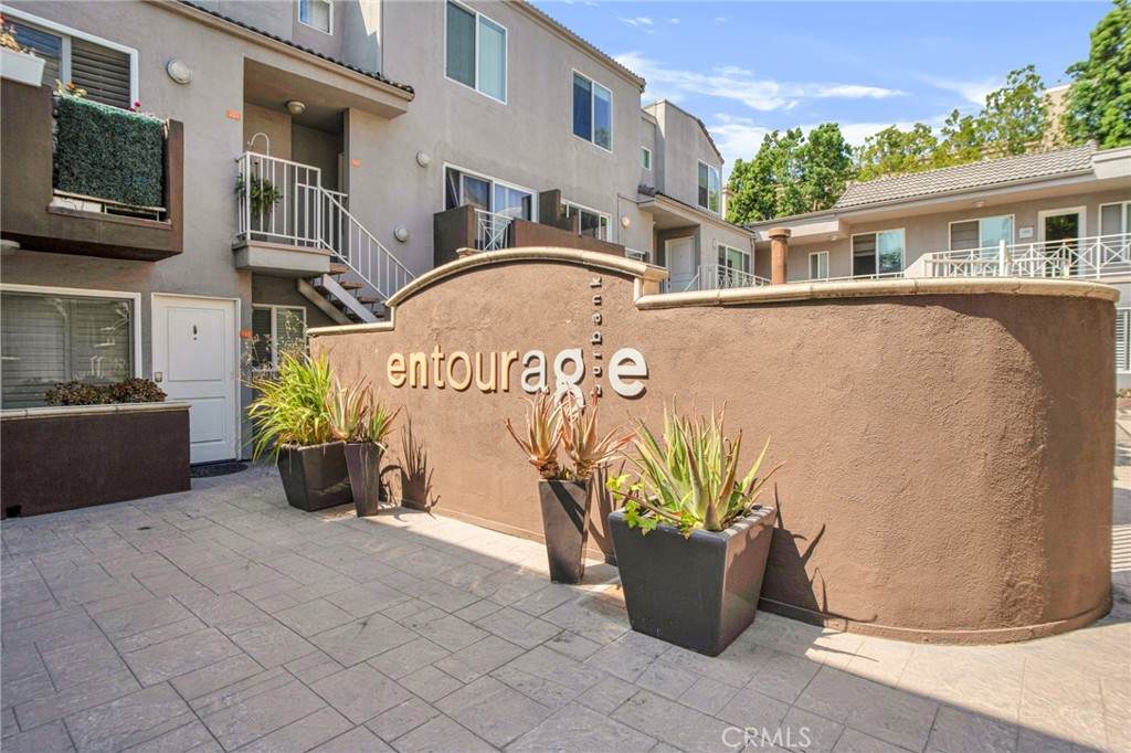 355 Maple Street - Photo 1