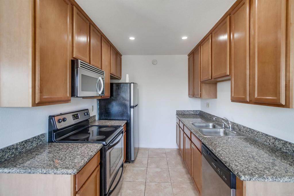 527 Madison Ave - Photo 1