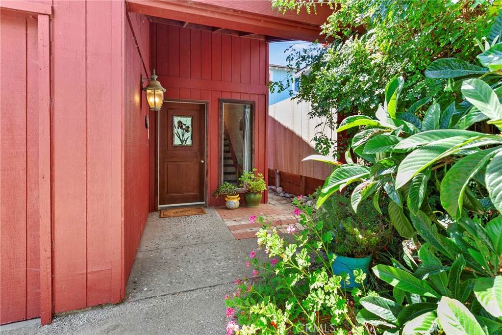 1277 9th Street - Photo 1